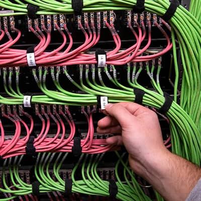 server rack power cable management